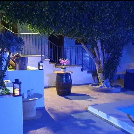 Villa Exclusiva 3hab Con Piscina Privada Bbq, Chill-out